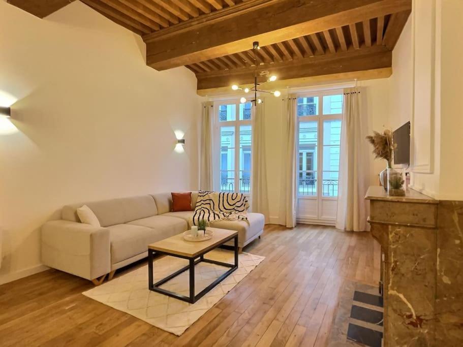 "Boheme Chic" De Miss K Apartment Mâcon Екстериор снимка